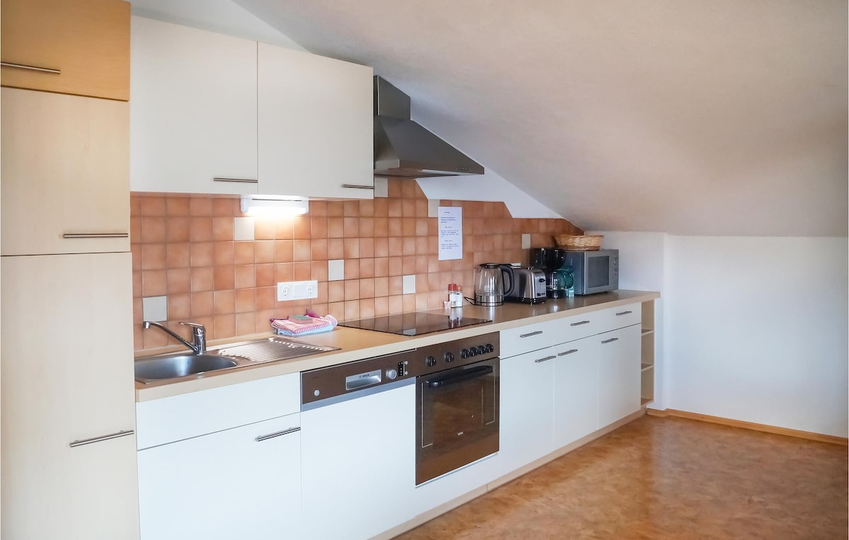 Pet friendly apartment in Aschau with WiFi