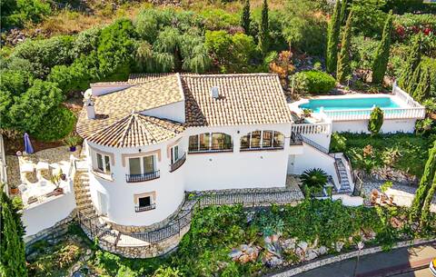 Awesome home in El Rafol D'Almunia