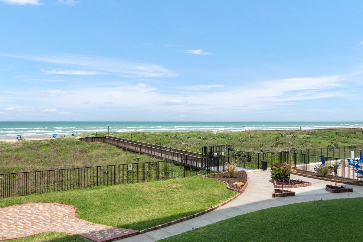 BeautifulBeachfront Condo - Suntide III, Unit 206