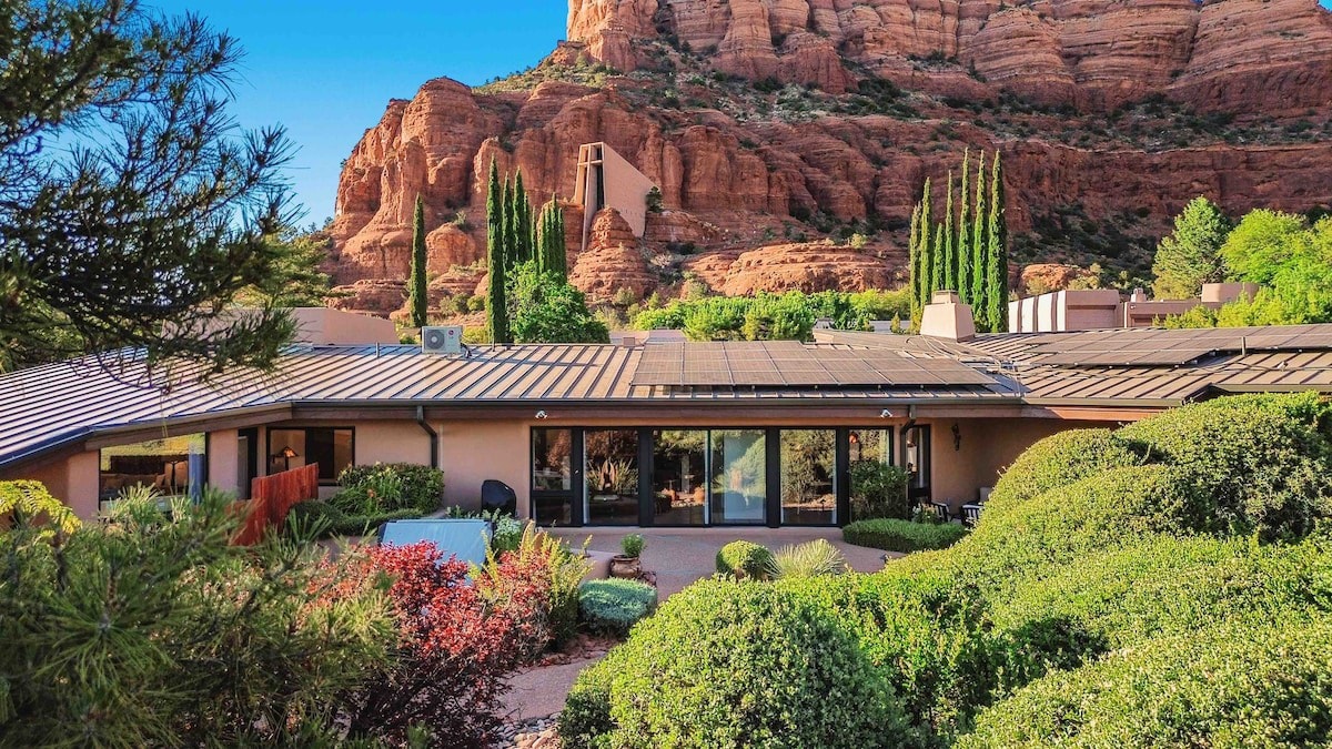 Chapel Vista Home. Red Rocks/Chapel Views Hot-Tub