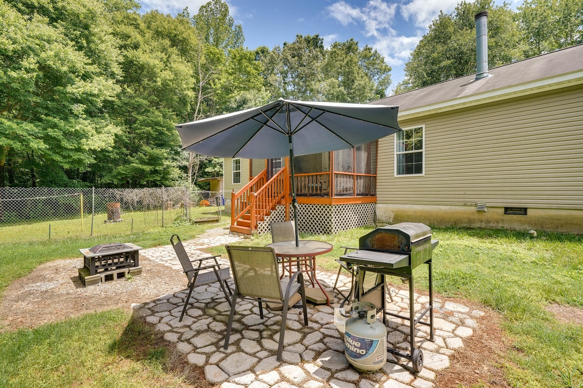 Hillsborough Vacation Rental ~ 18 Mi to Durham!