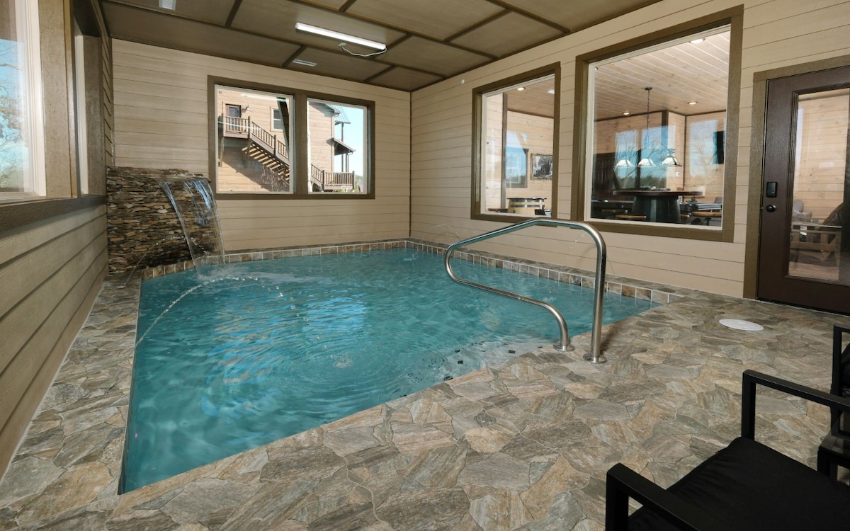 Splashin' Mountain Retreat - Swim in luxury!