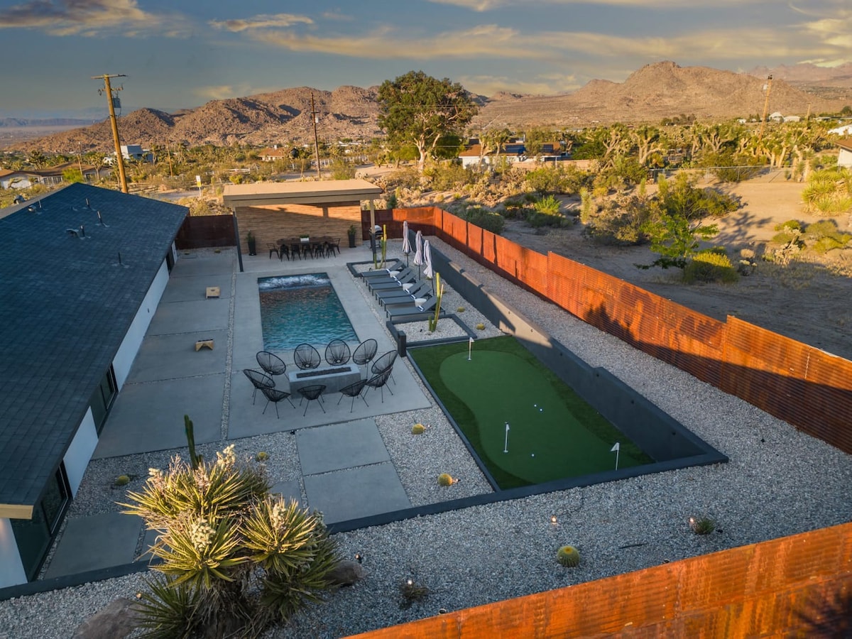 Luxury Desert Getaway - Pool/Spa/MiniGolf