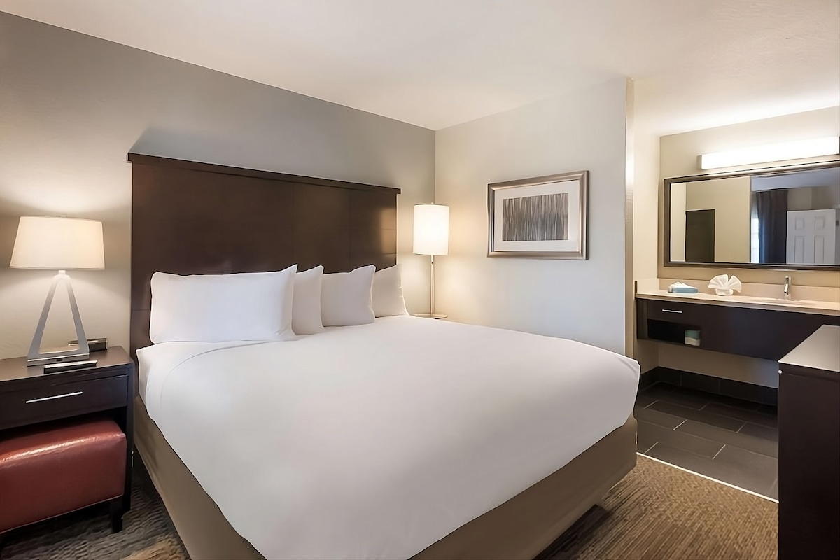 Enjoy a Hassle-Free Stay! Free Breakfast