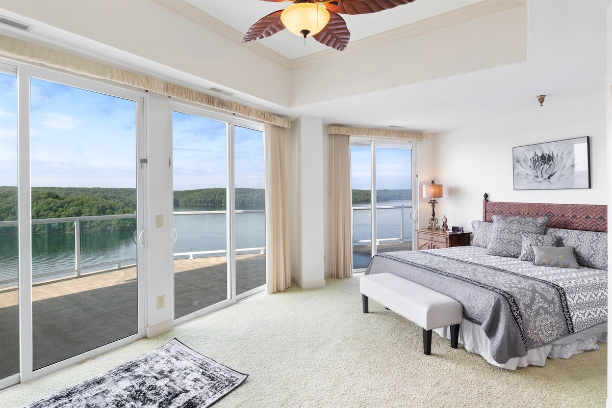 豪华Ozark顶层公寓：景观迷人， 7间卧室！