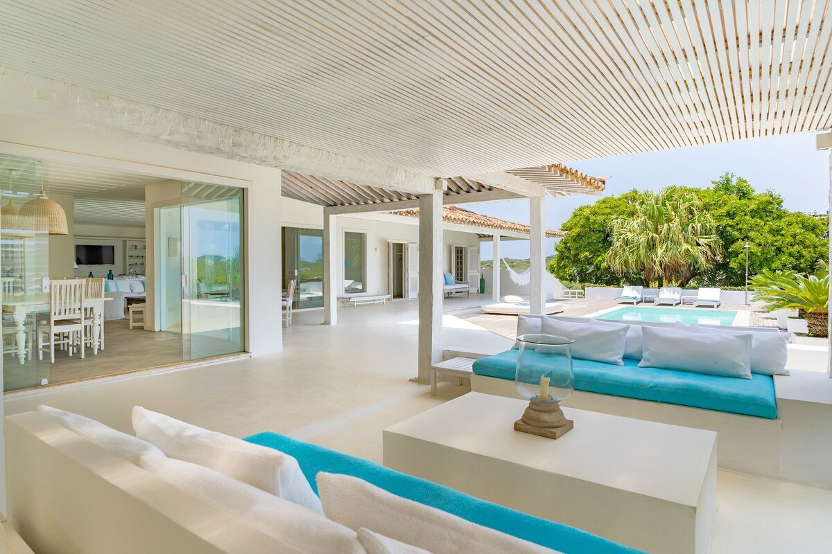 Great 5 bedroom luxury villa in Buzios - Buz004