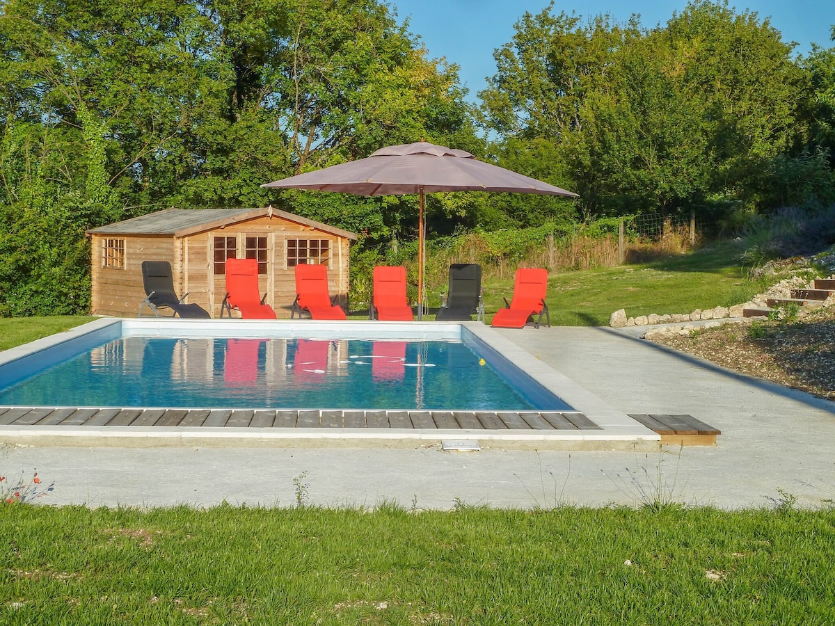 Luxury villa with pool and courtyard