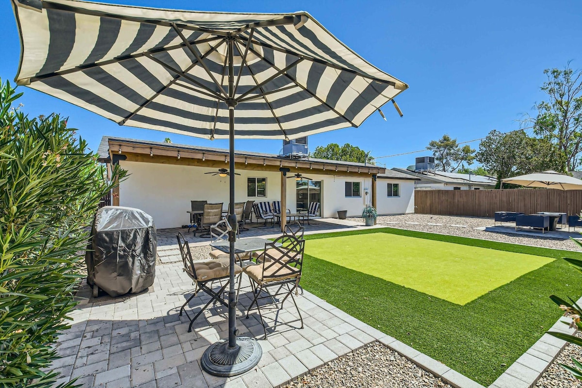 Stylish & Cozy Desert Charmer in Scottsdale!