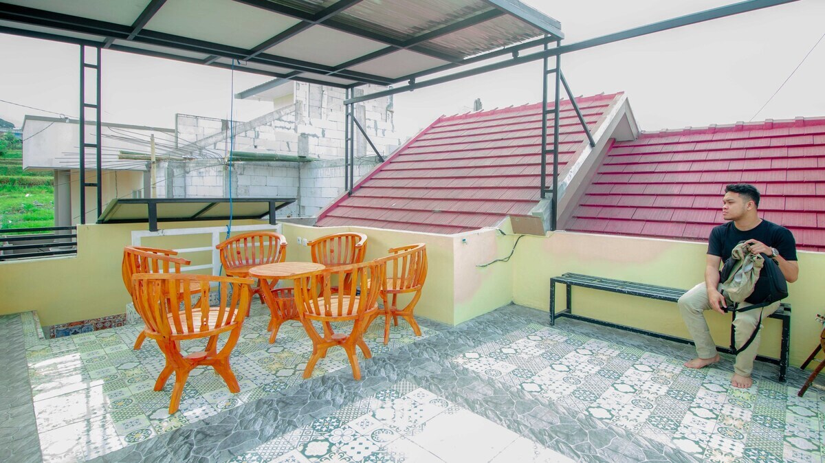 Kencana Mountain View | Balcony