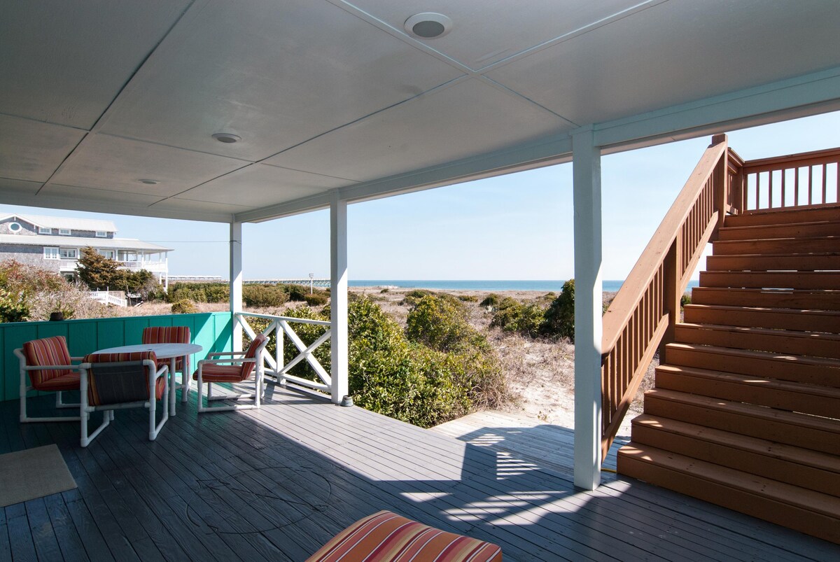 带屋顶阳光甲板的海滨复式公寓- W336