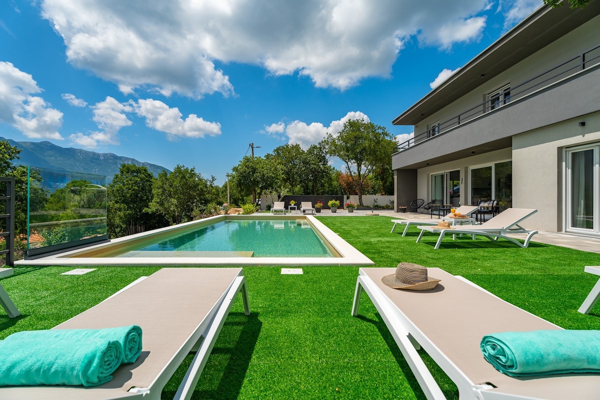 Villa Rose in Zagvozd, Makarska hinterland