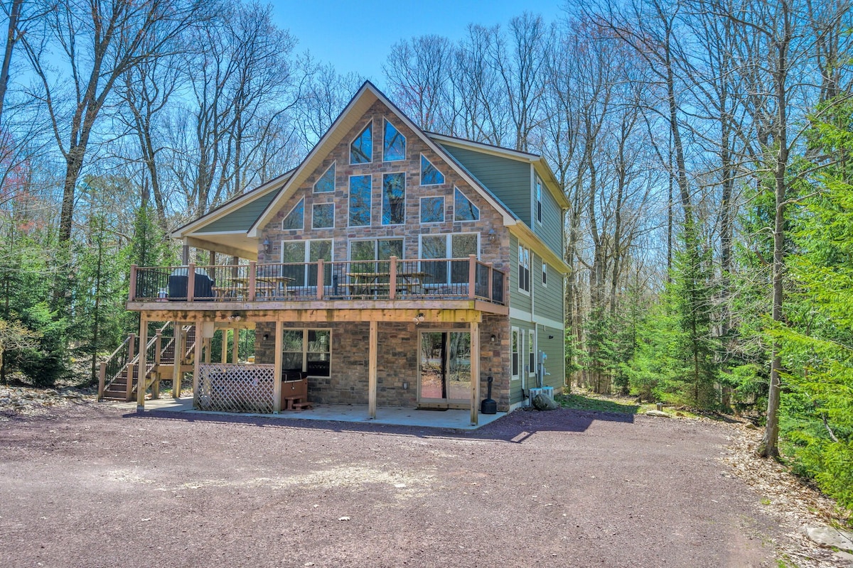 "Cascade" EV Charger, Private Hot Tub, Pool Table