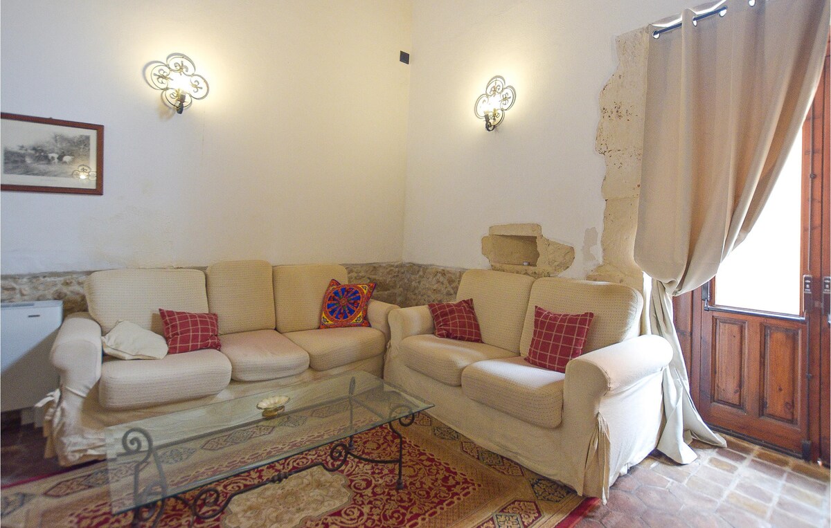 Pet friendly apartment in Siracusa with WiFi