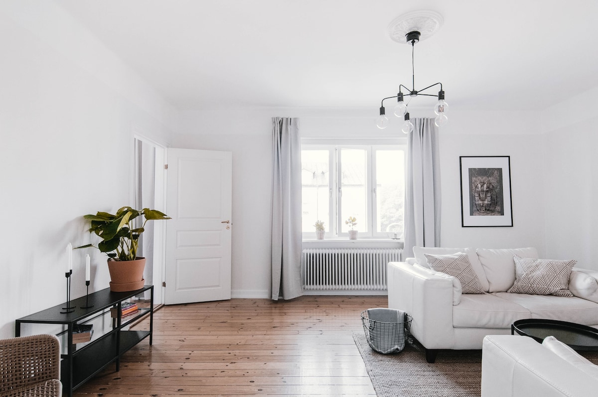 Bright flat just minutes away from Central Station