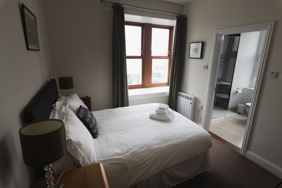 Sea View-Double room with Ensuite