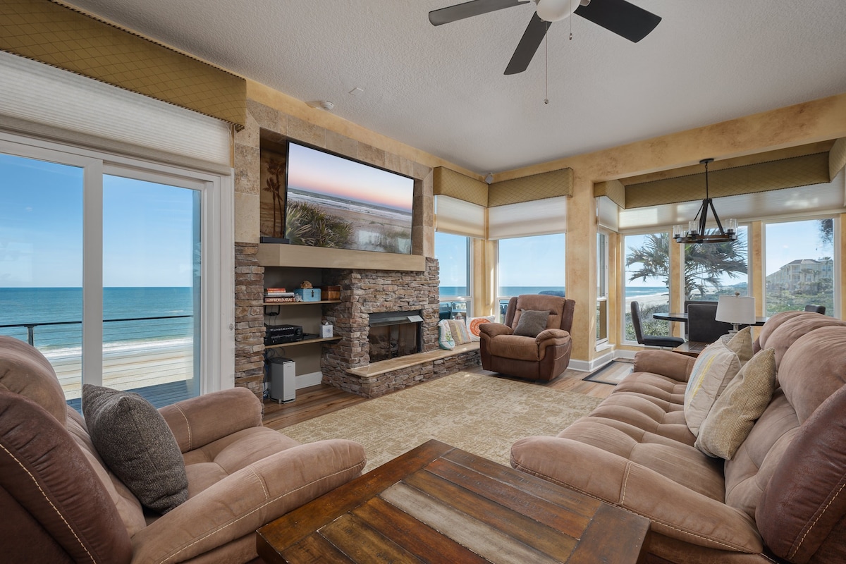 Backyard Beach Oasis On A1A/ Private Beach