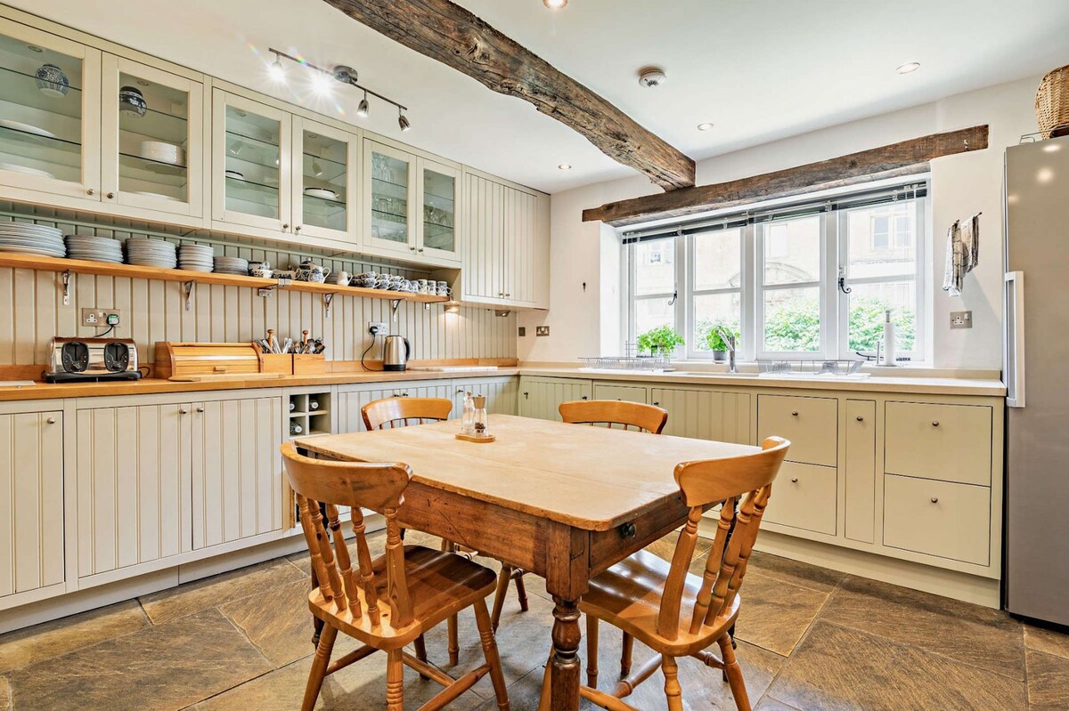 Characterful family friendly property - The Glen