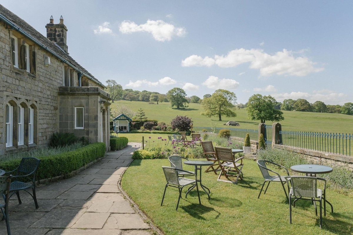 Keeper's Cottage/Chatsworth Estate