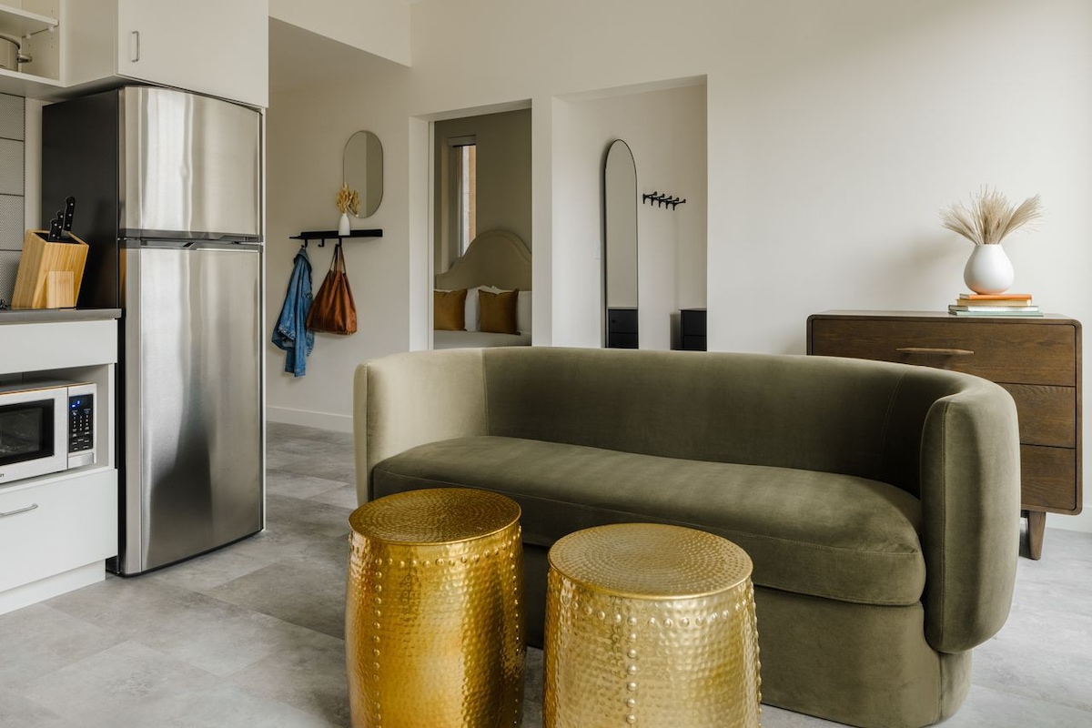 Sonder The Artesian | Two-Bedroom Apartment