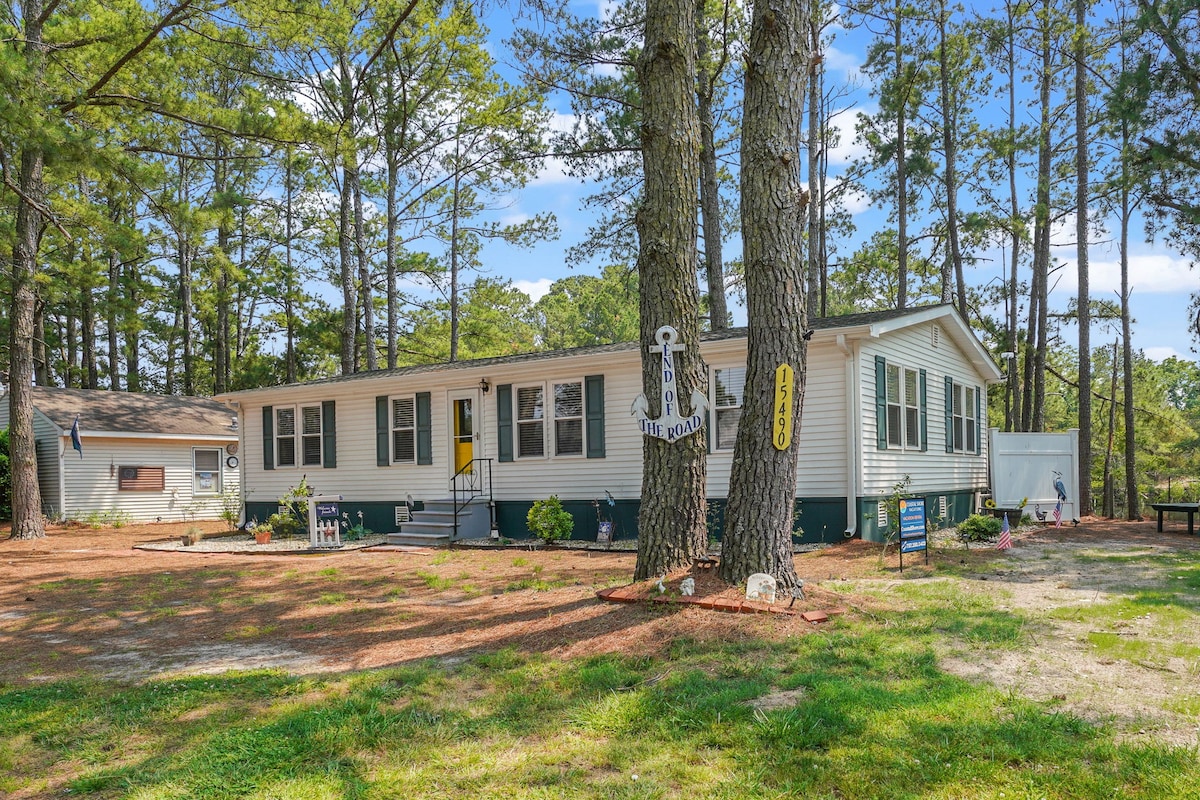 Smith Beach Pines - Waterfront, Pet friendly!