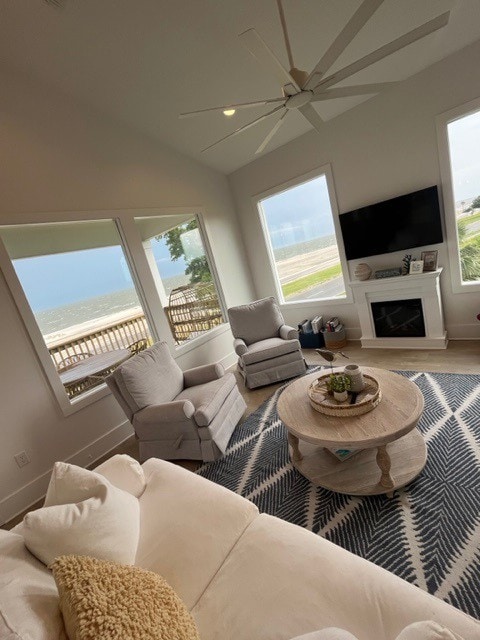 Beauty on the Beach Gulf Luxury w/ Gorgeous Views