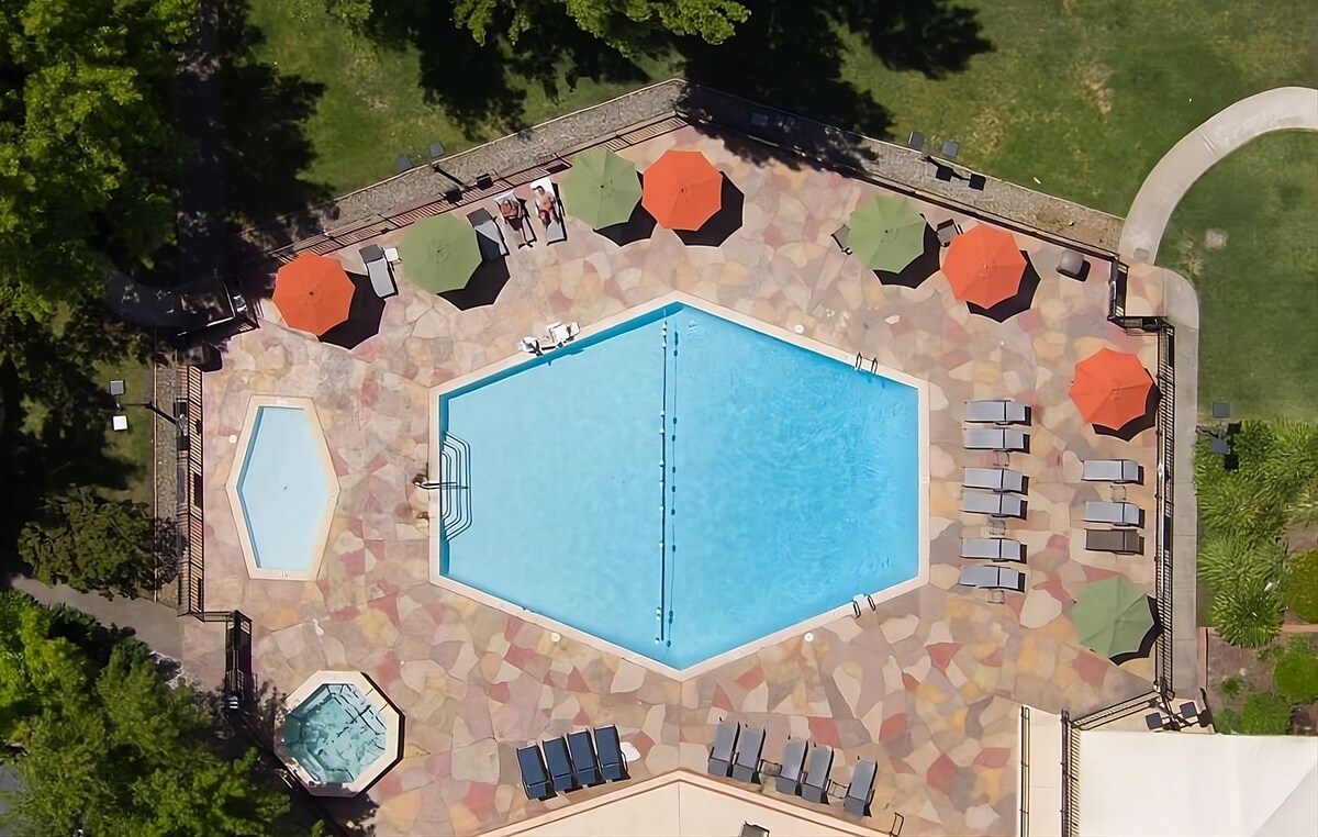 Relax and Unwind in these 3 Units, Outdoor Pool!