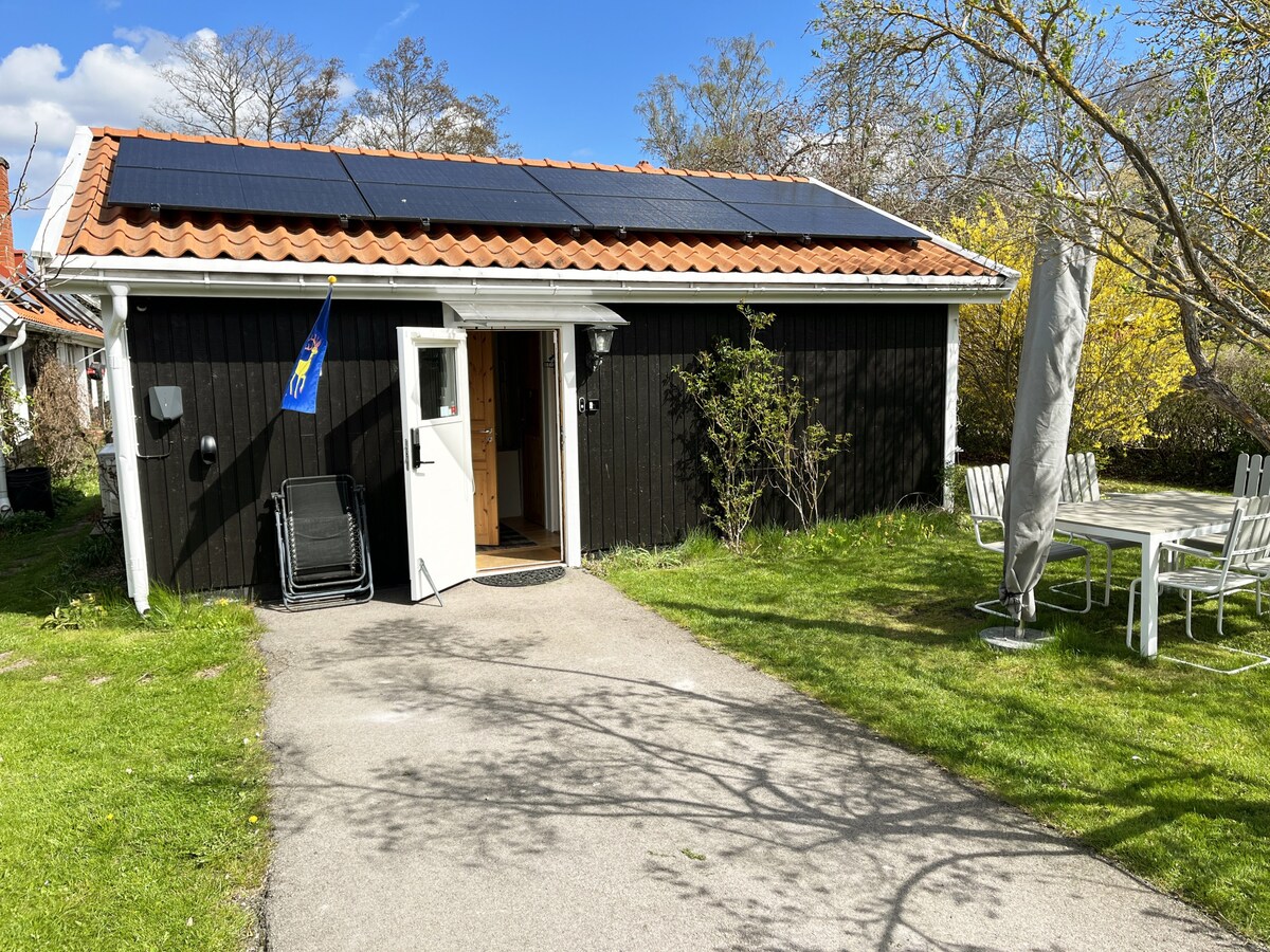 Cozy cottage in Färjestaden with proximity to the
