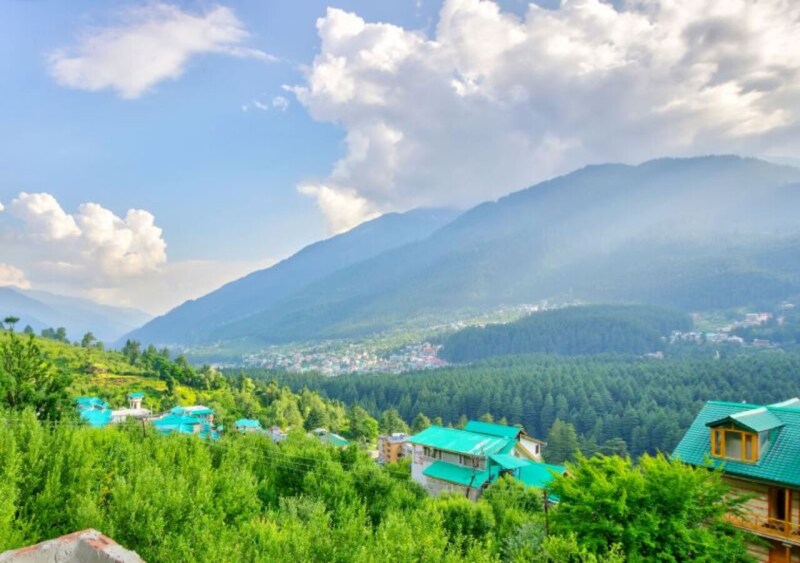 Deluxe Room With Balcony with CP in Manali