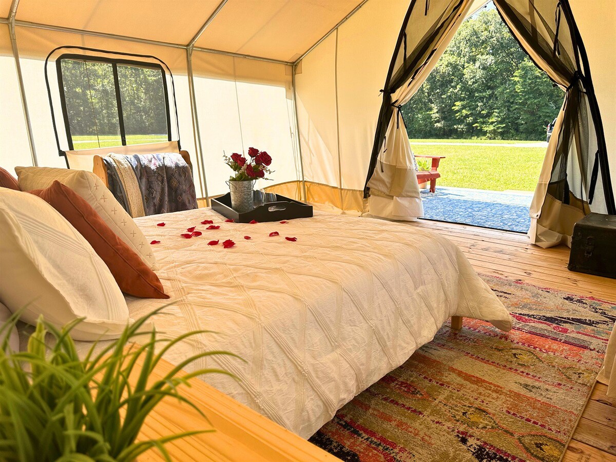 Glamping Tent with Wood Stove near the Ozarks, MO