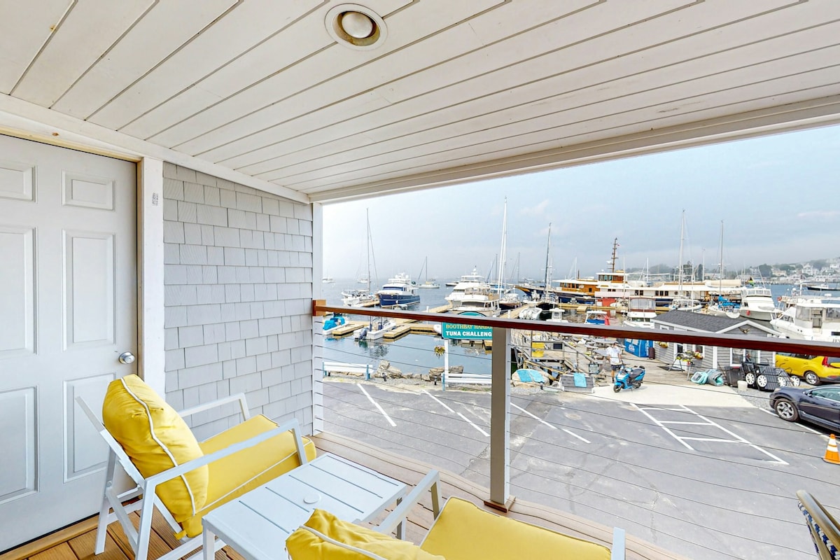 海滨，狗狗友好型双卧室公寓，可欣赏港口景观