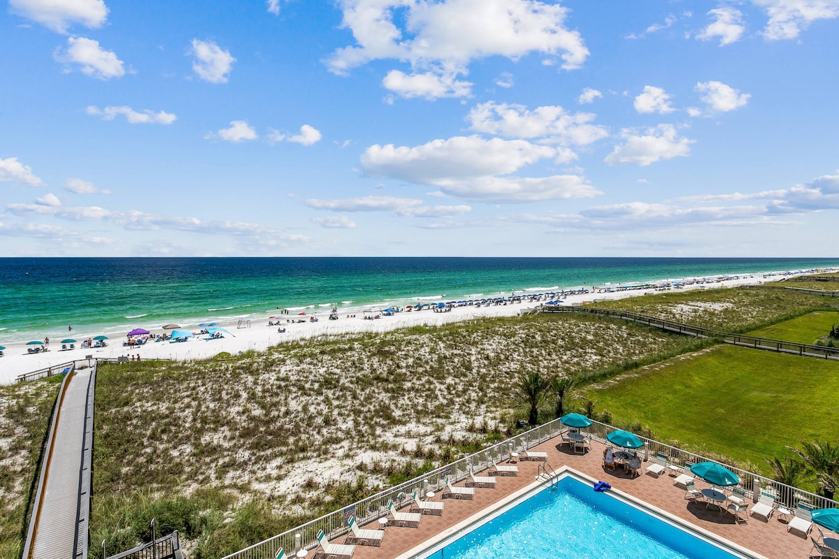 Beachfront Life-Beautiful Gulf View-Community Pool