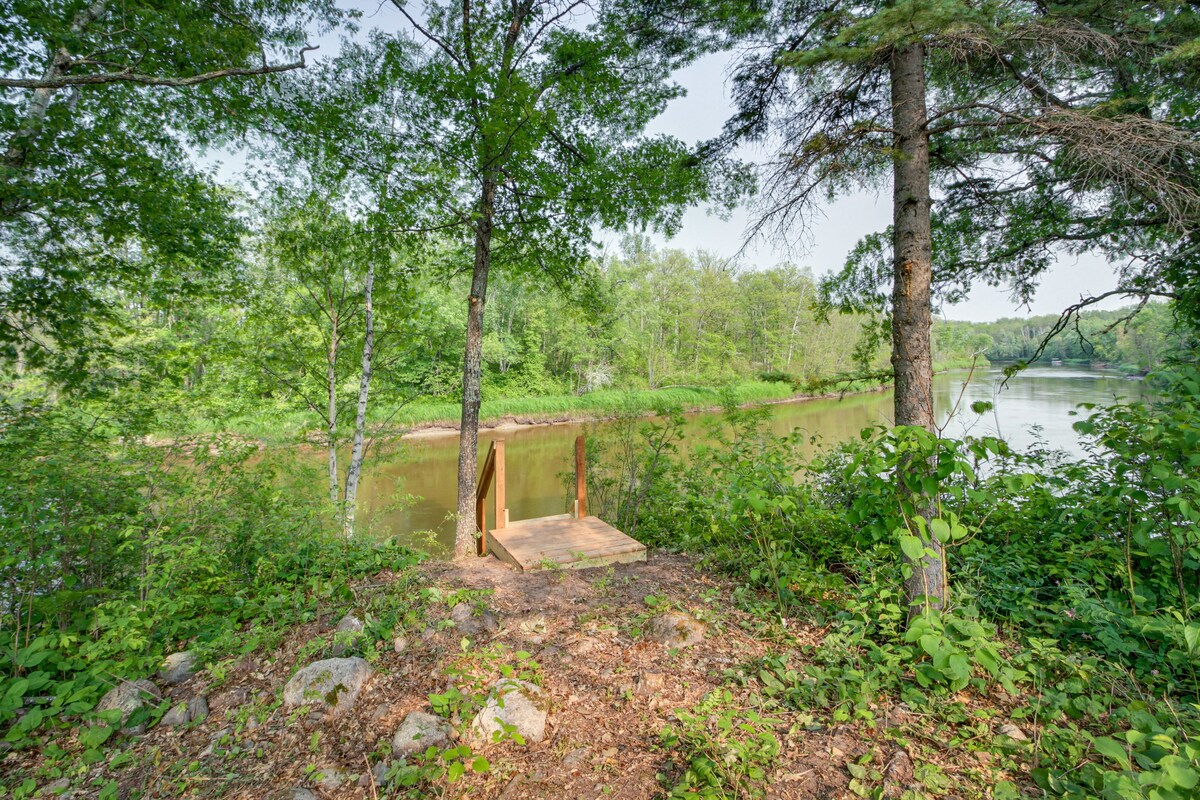 Riverfront Palisade Home in Savanna State Forest!