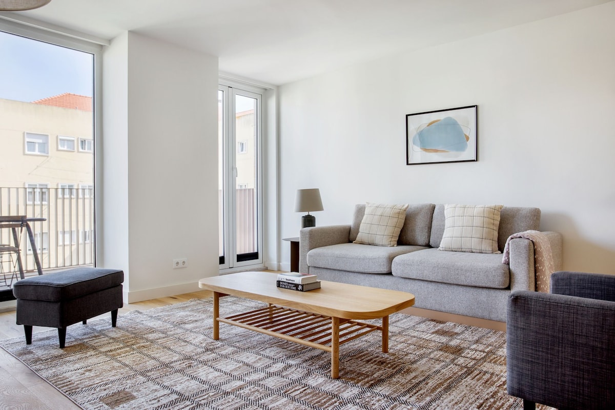 Blueground | Alvalade, fully furnished & equipped