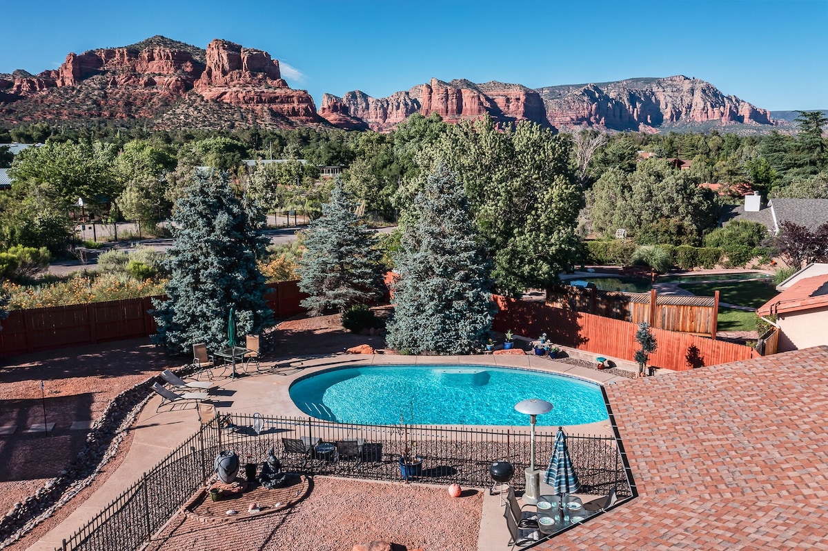 Eagles Nest Pool and and Rest- Pet Friendly!