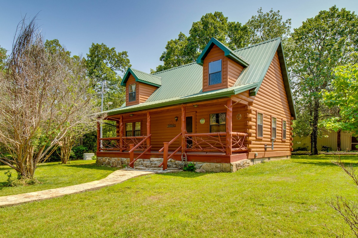 Secluded Oakland Cabin w/ Private Yard!