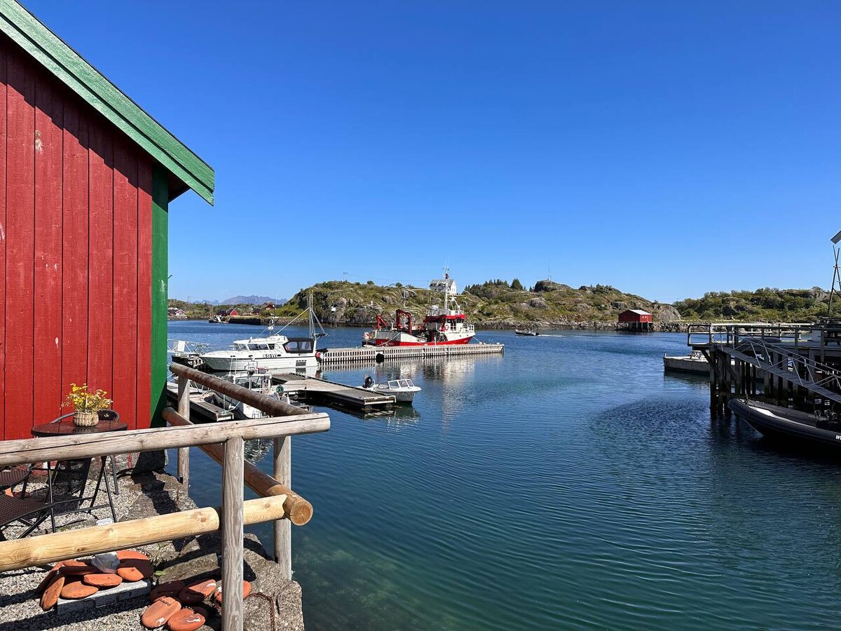 Stamsund Harbour Apartment