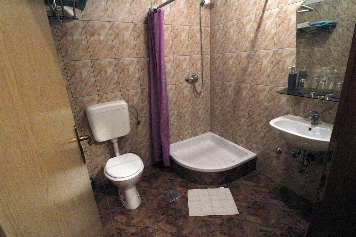 Cozy Pension One-Bathroom for 3