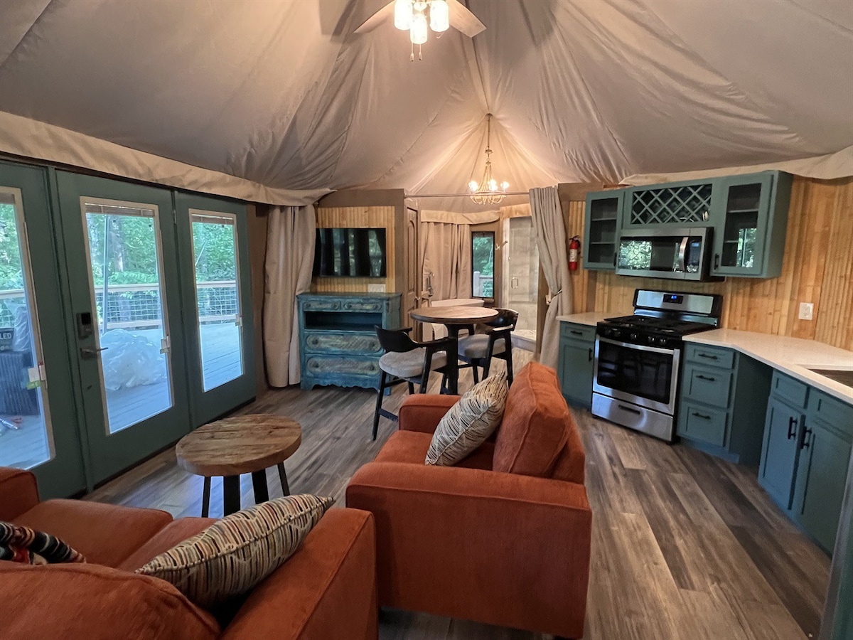 Luxury Tent in the WNC Tree Tops