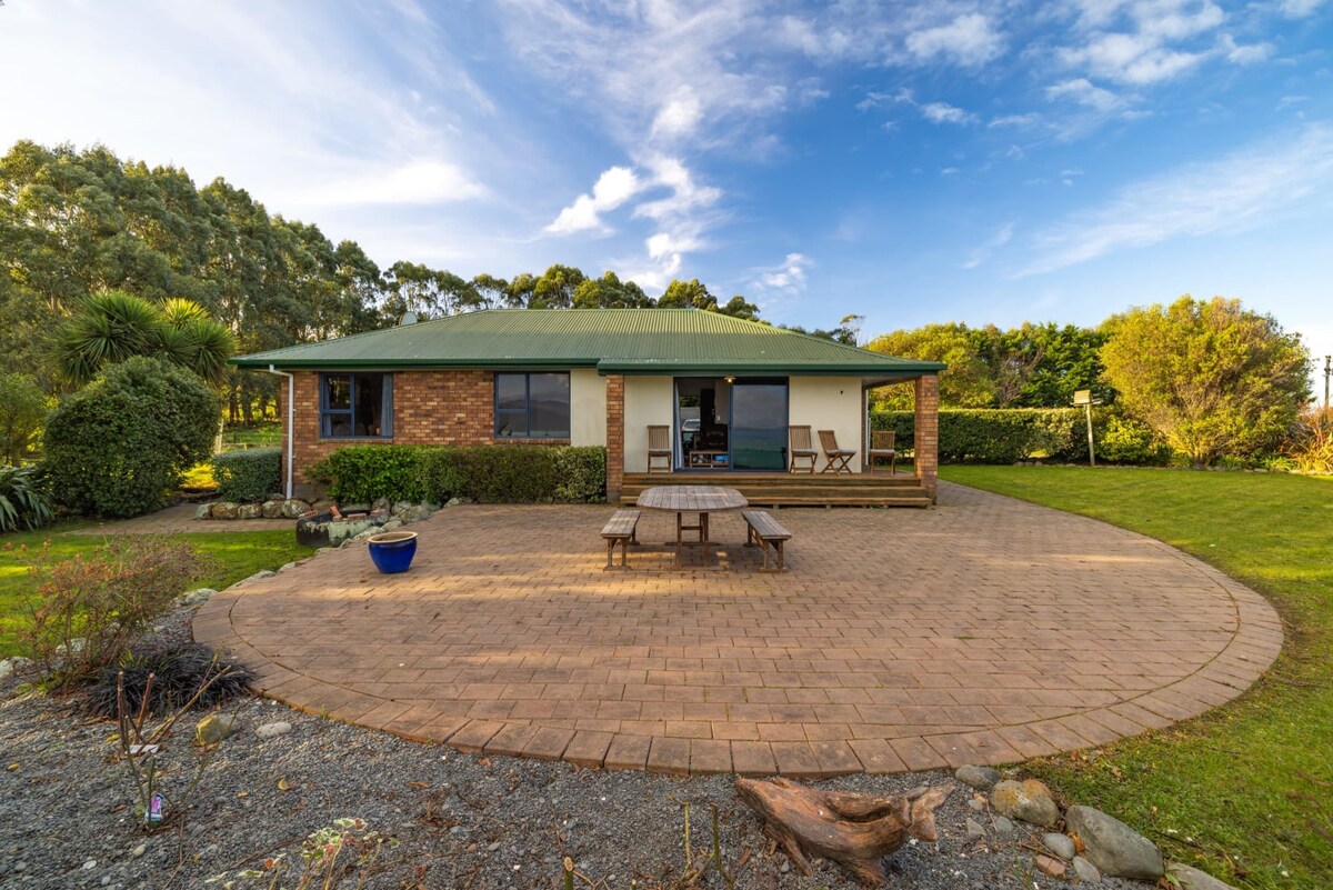 Ocean & Mountain Views - Kaikoura