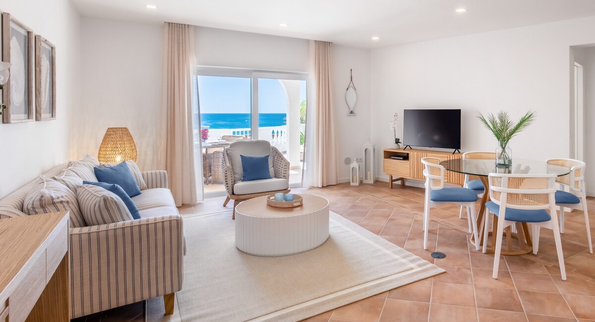 Beachfront Apartment Praia da Luz by Blue Diamond