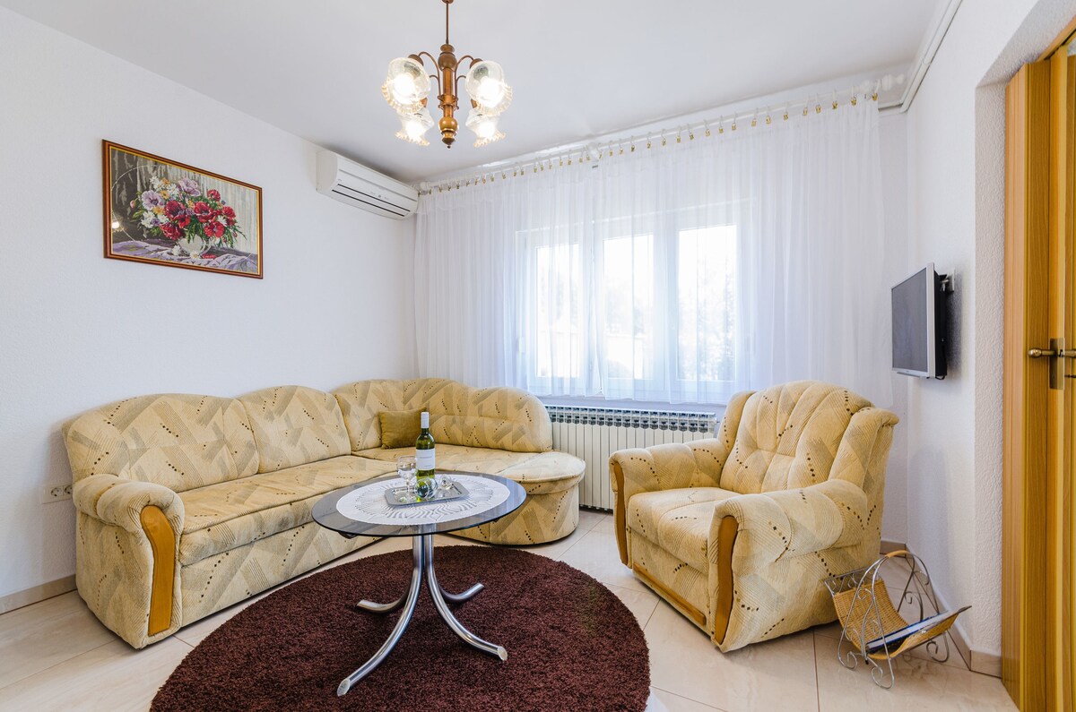 Apartment Katica (71001-A1)