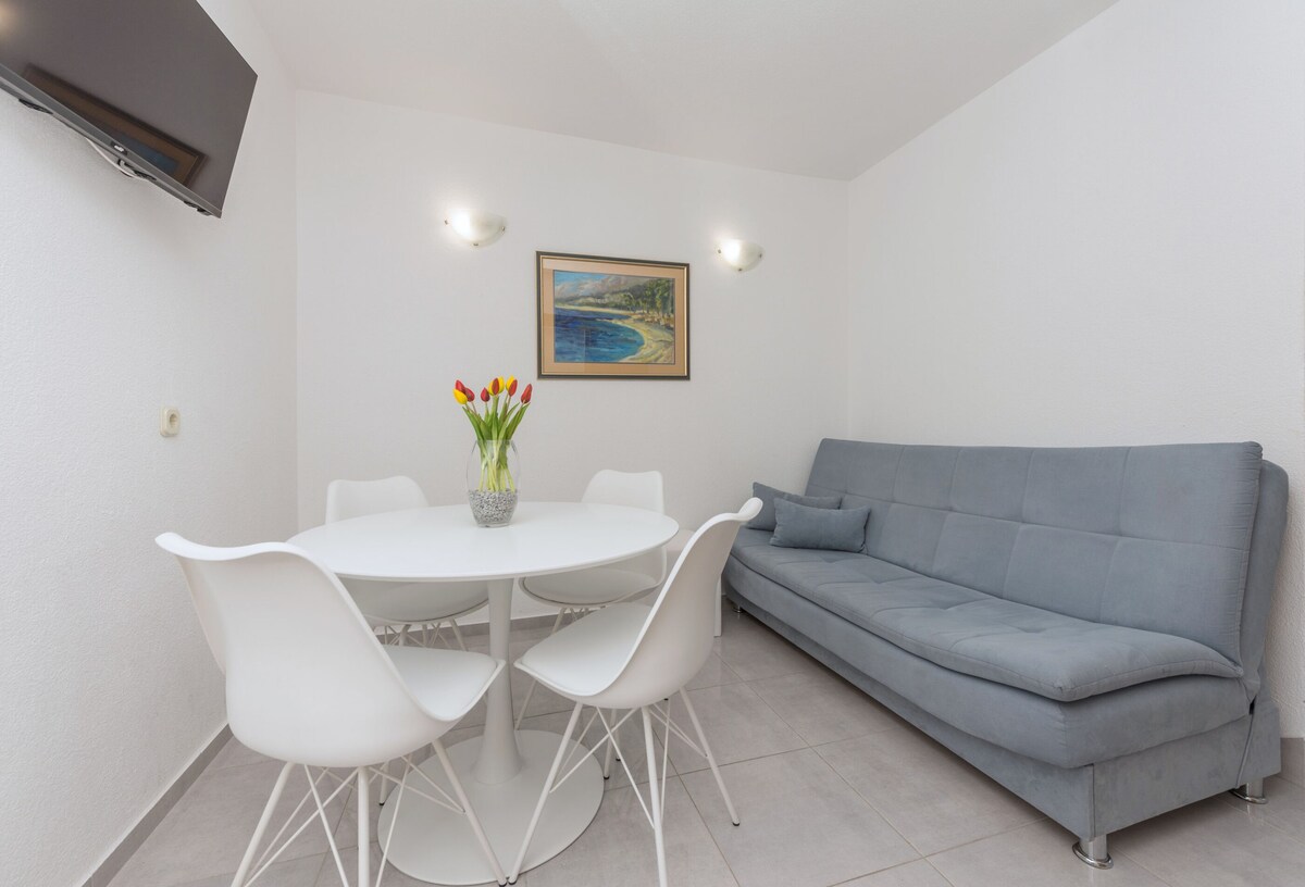 Apartment Miro (36131-A2)