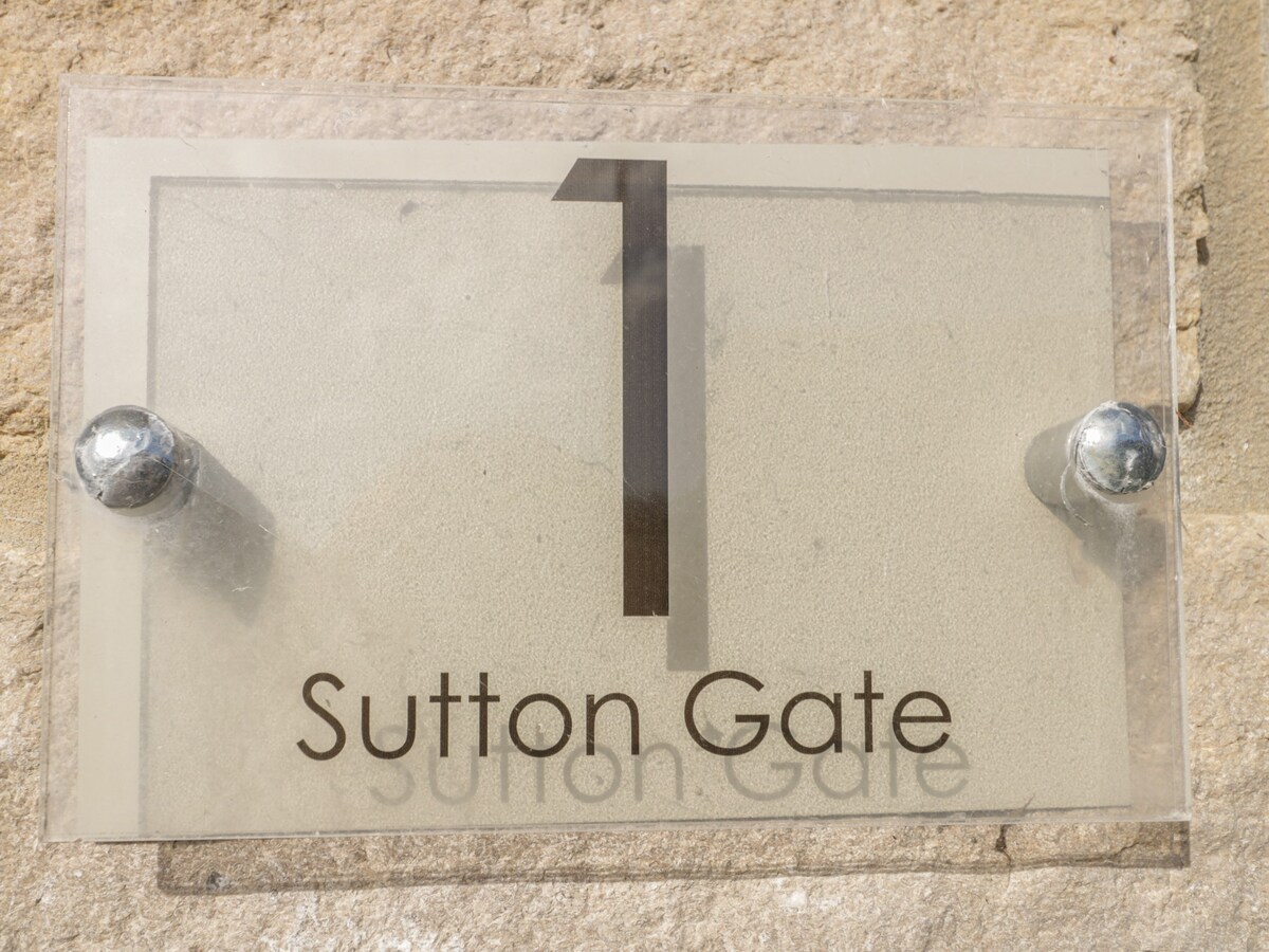 1 Sutton Gate