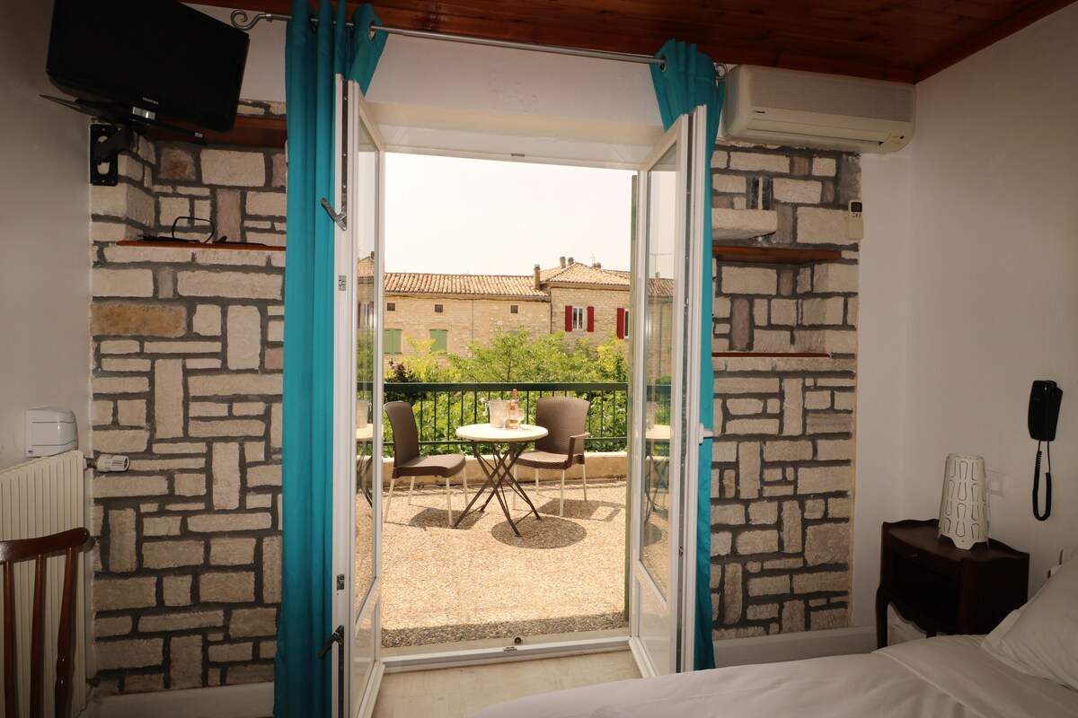 Double room with South private terrasse