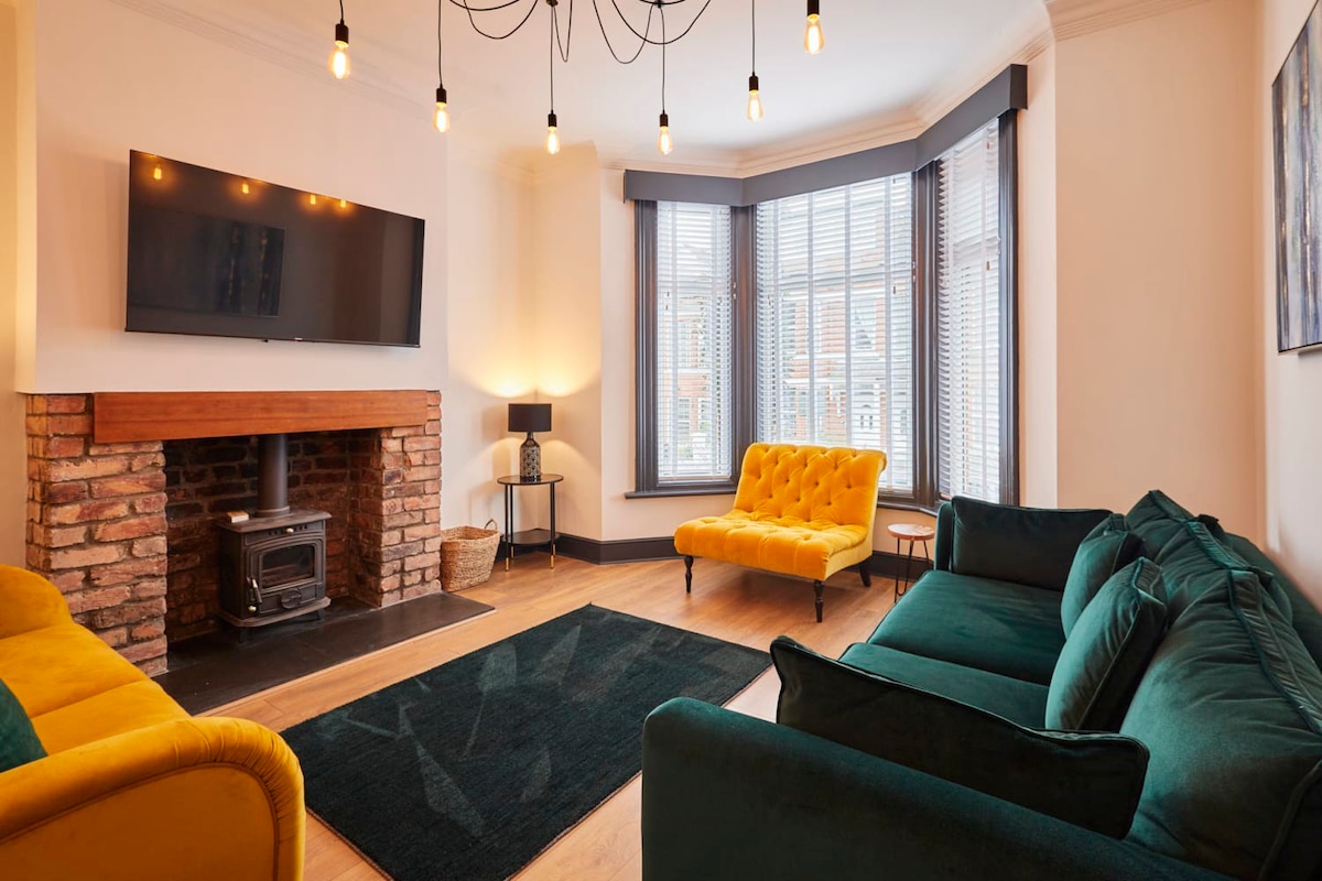 Host & Stay | Darcey House