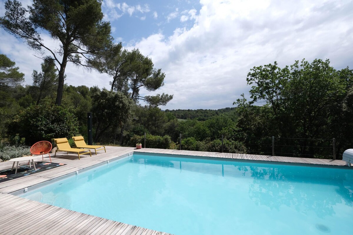 superb villa with private pool, with magnificent v