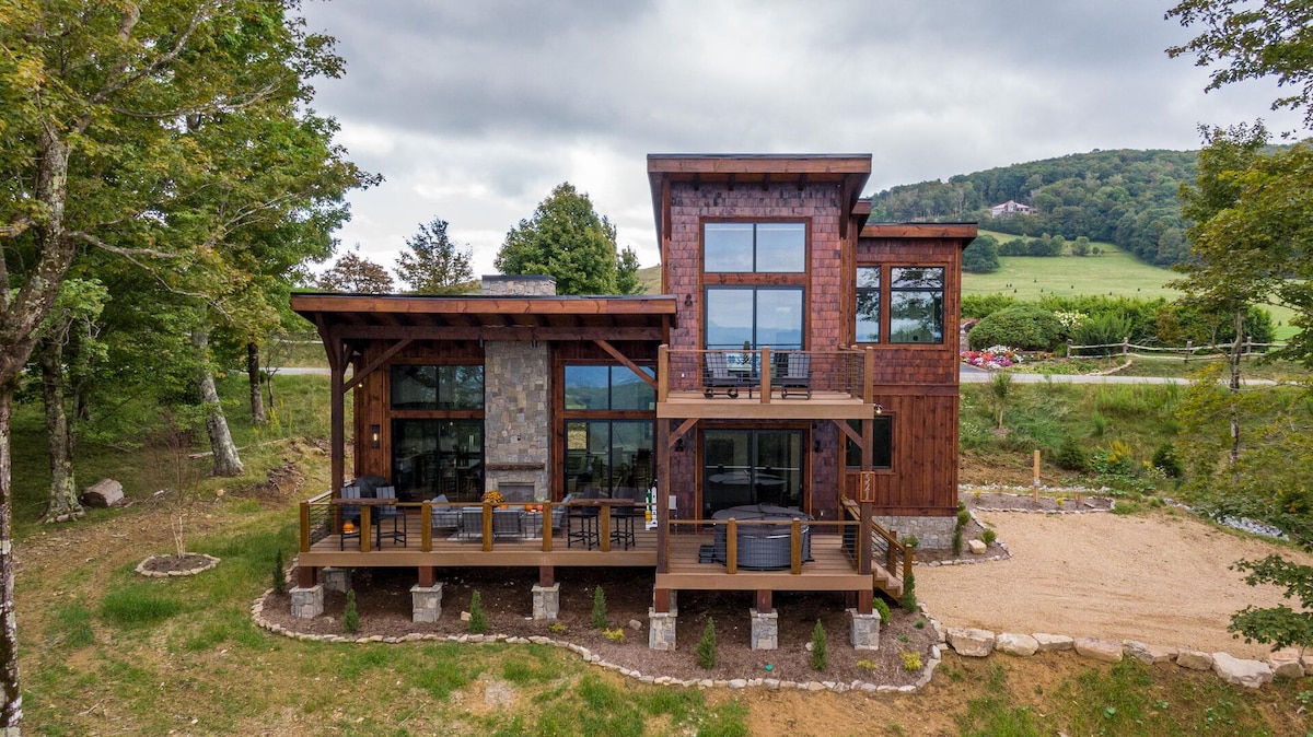 Elevated Elk - Million dollar view, hot tub!