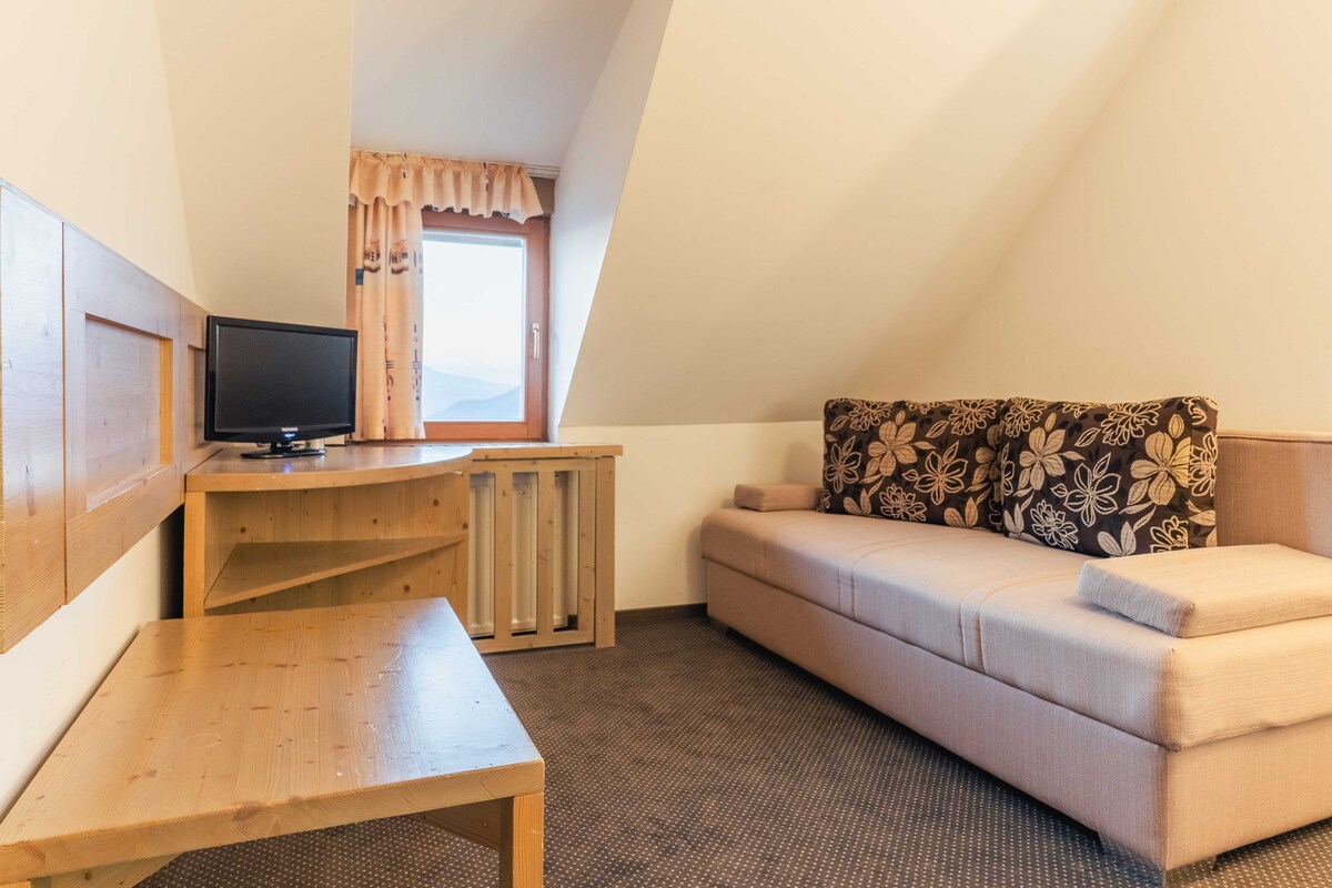 Family Room with Mountain View in Krvavec resort