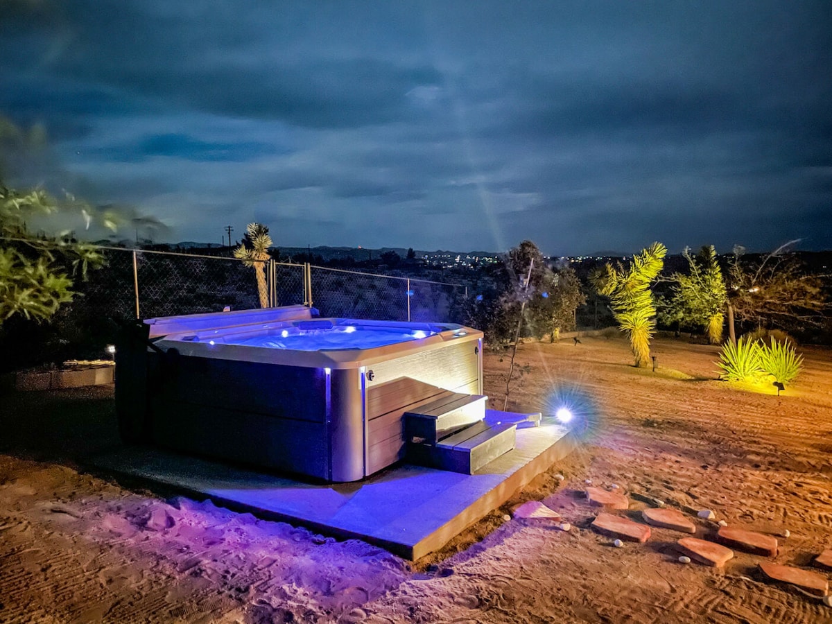 High View Haven - Hot Tub, Fire Pit, BBQ!