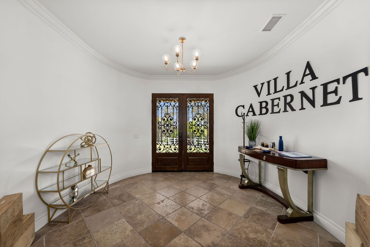 Villa Cabernet-Luxury Wine Country Estate